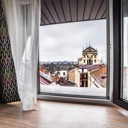 Apartment Ploscha Rynok Lviv Exteriör bild