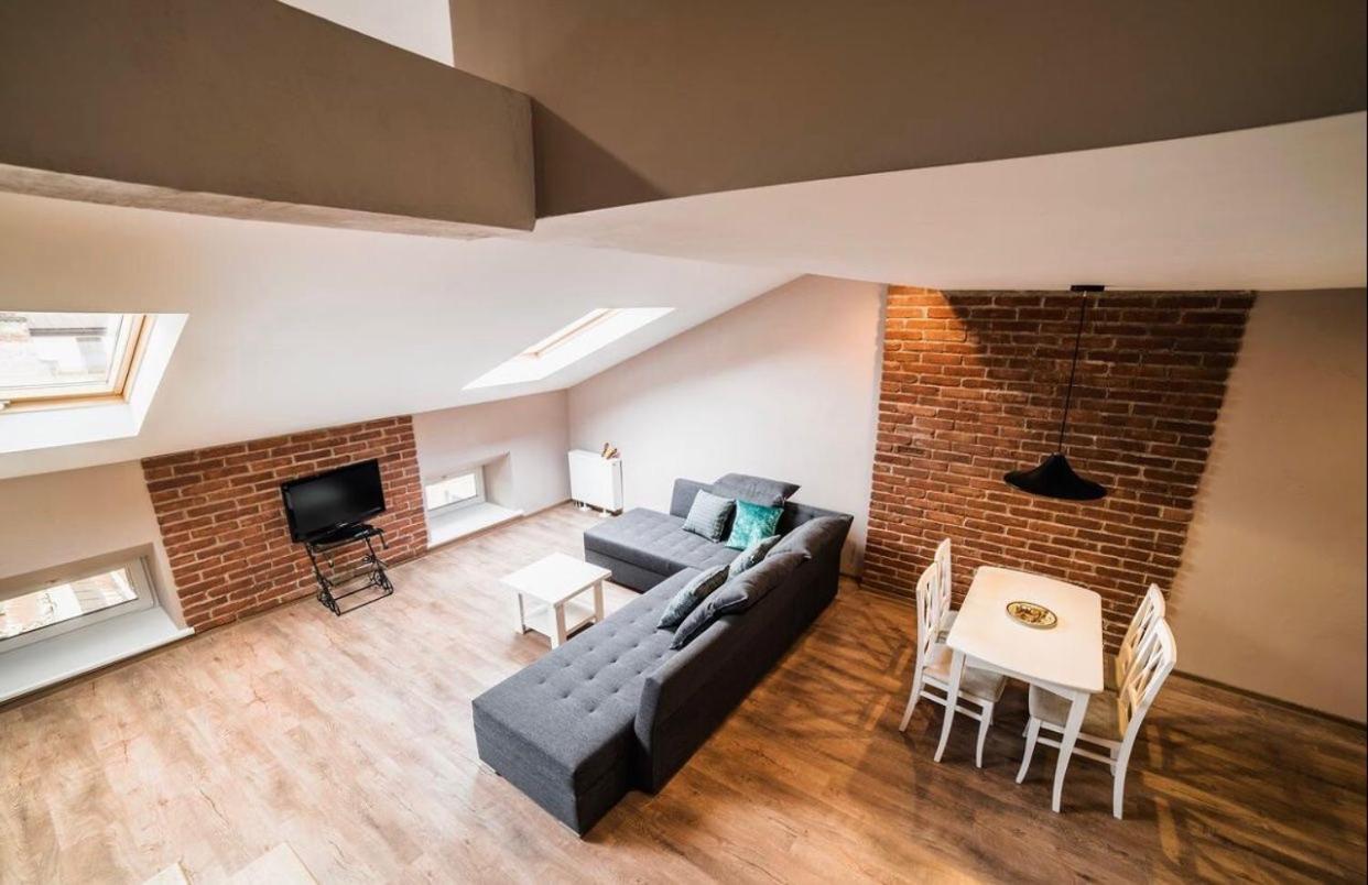 Apartment Ploscha Rynok Lviv Exteriör bild