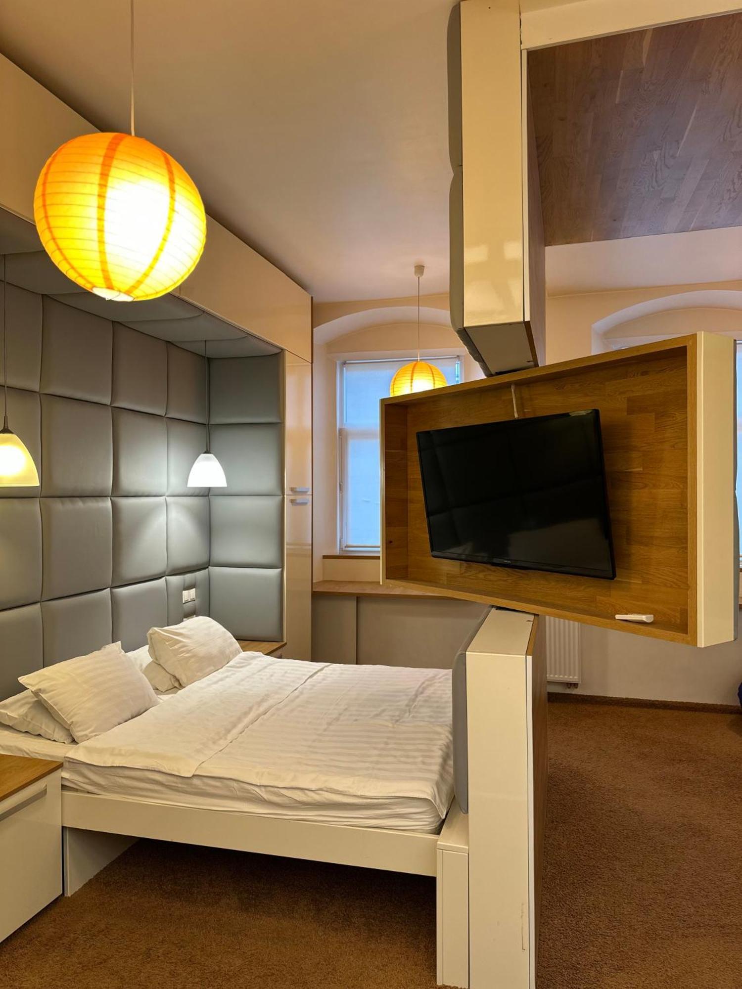 Apartment Ploscha Rynok Lviv Exteriör bild